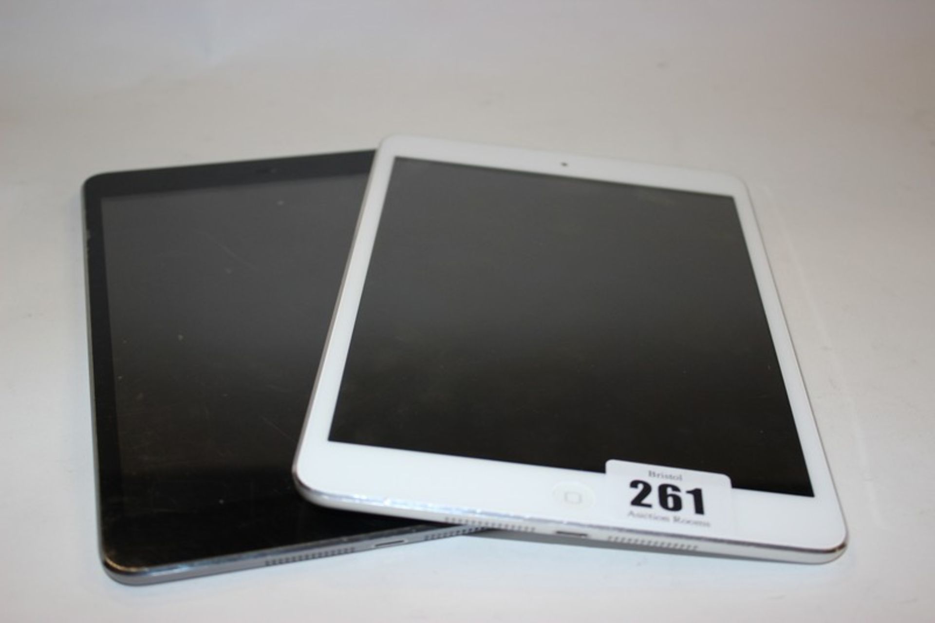 Two iPad Mini A1432 serial: F7PMP0L1FP84 and F7NMRV5JF196 (Both activation locked).