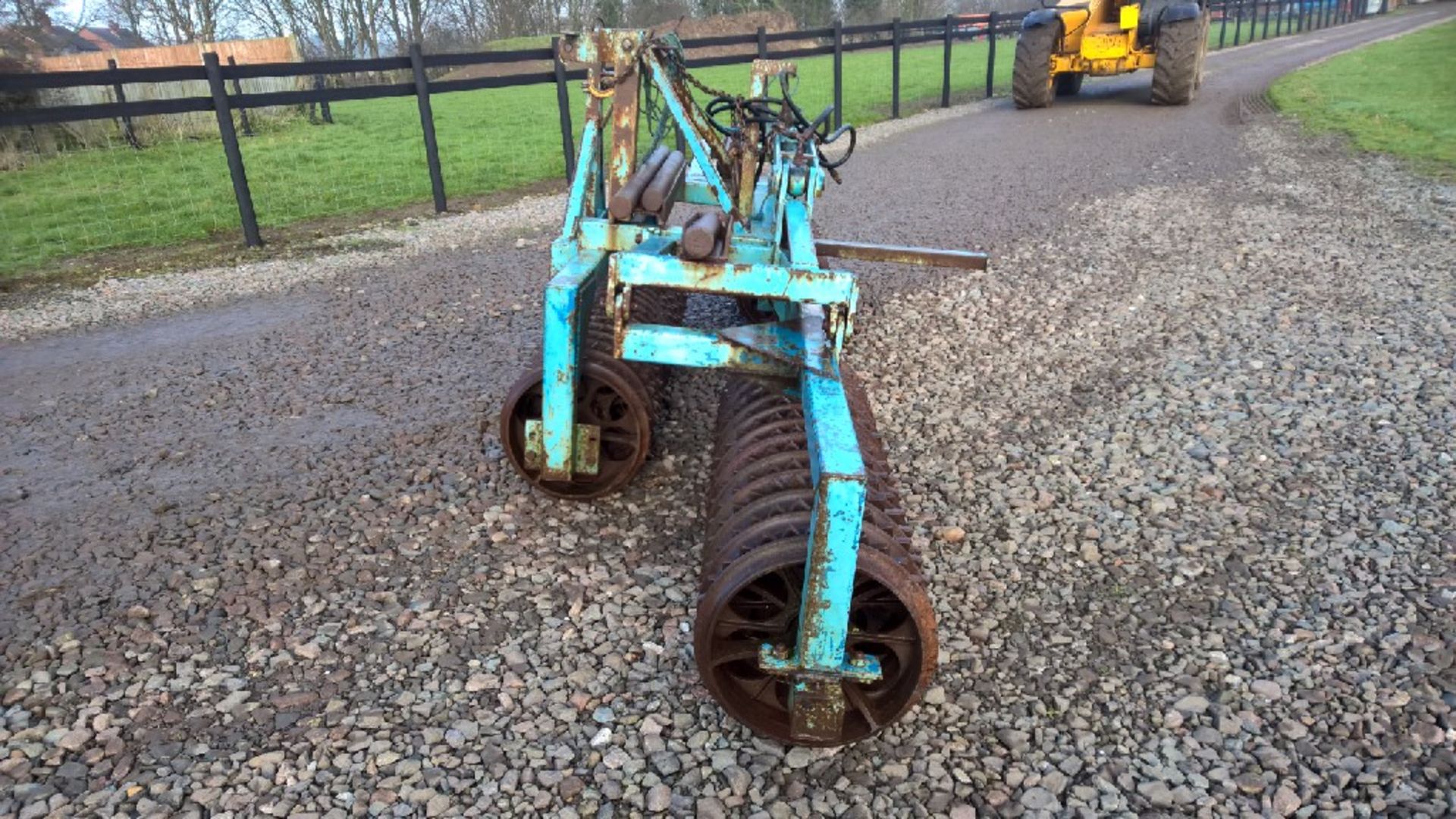 Front or rear mounted HYD fold Cambridge rollers and breakers. Location Market Drayton Staffordshire - Image 7 of 7