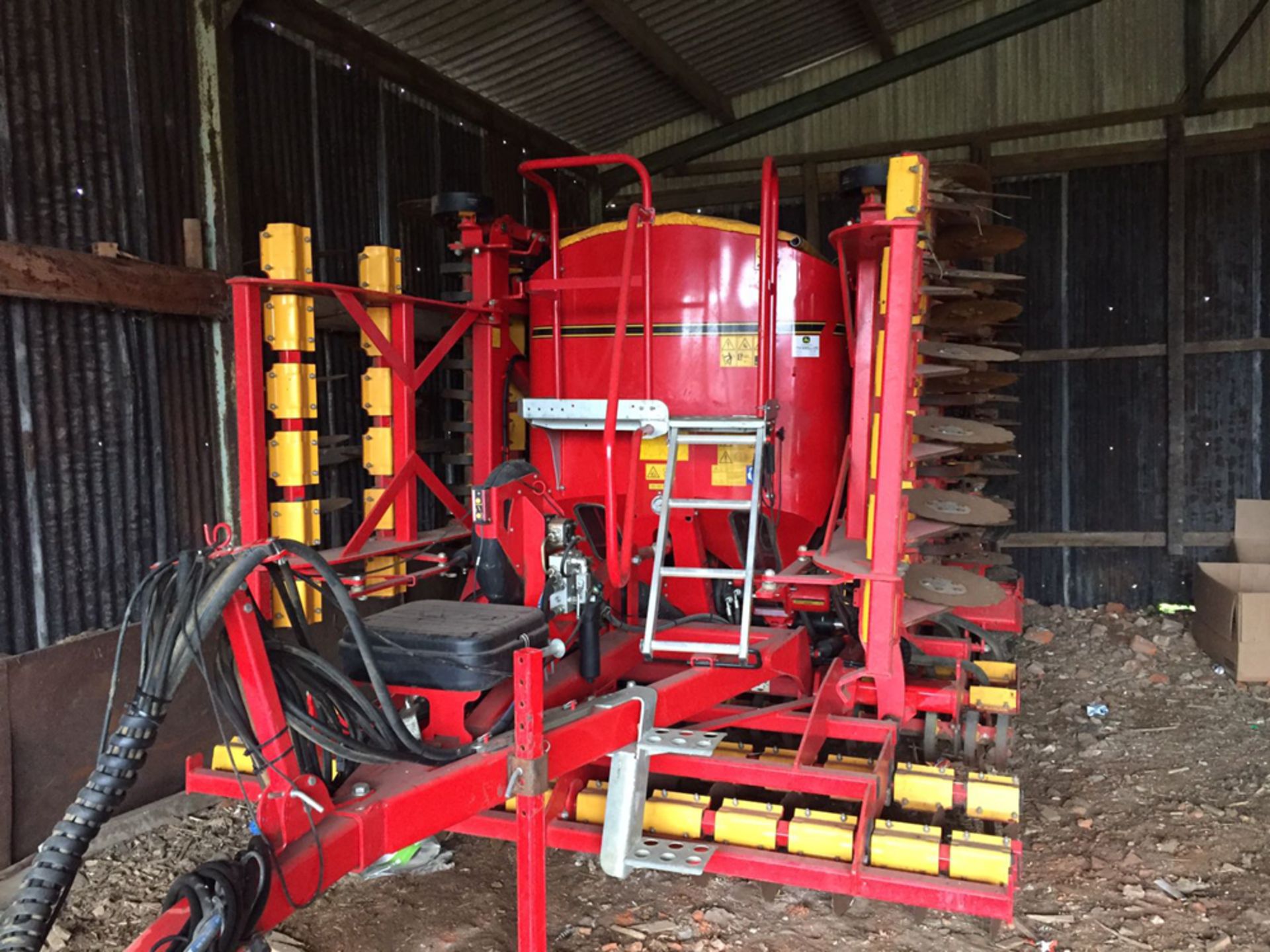 2010 Vaderstad Rapid RDA 600S drill. - Image 2 of 2