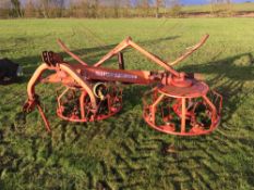 Lely Superzip 380 hay turner