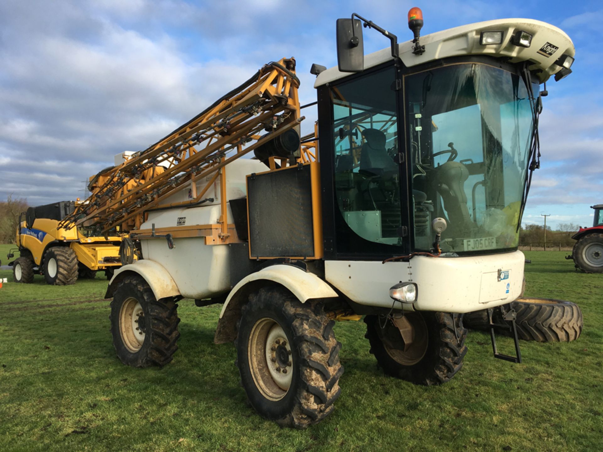 2005 Knight 1835 24m 3600ltr self-propelled sprayer with Laser Agitation, air suspension,