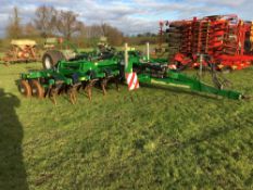 2014 Great Plains 5.5m Cultipress cultivator