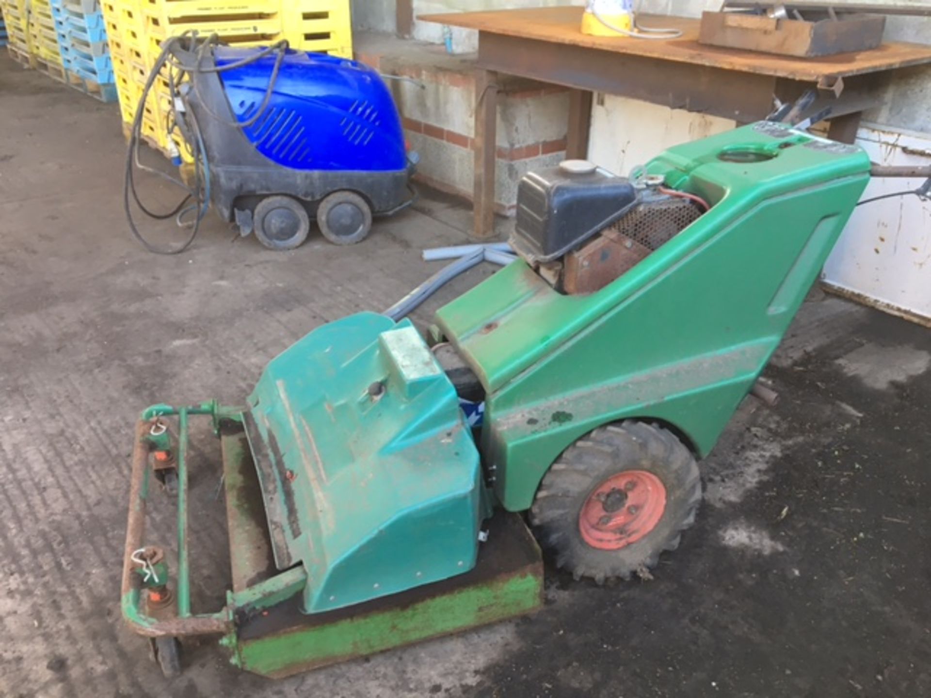 Ransomes 3ft diesel rotary push mower - Image 2 of 2