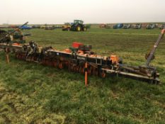 Stanhay 18 row Rally 592 onion drill