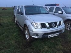 2006 Nissan Navara double cab pickup. Reg No: AJ06 UDH. Miles: 131000.