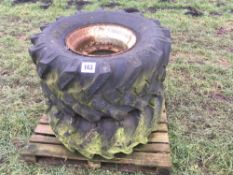 Pair 18R19.5 trailer wheels and tyres