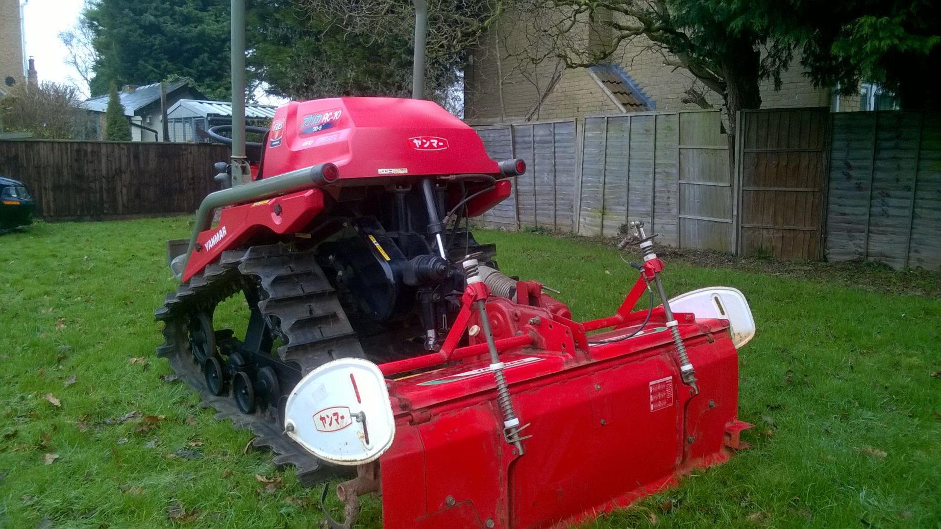 Yanmar AC10 narrow compact Crawler Tractor with Rotovator. NOTE Item located in Huntingdon, Cambs. - Image 2 of 6