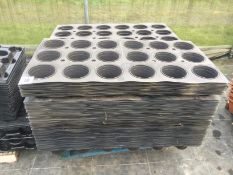 Super trays 2ltr pots