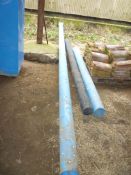 2 lengths of plastic water pipe,
