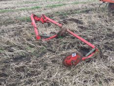 Pair hydraulic markers to suit Grimme bedformer