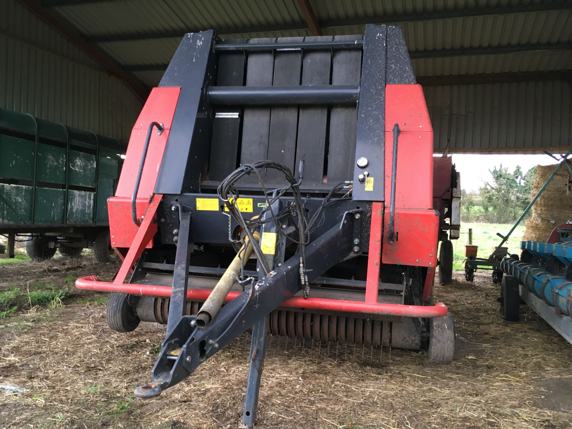 Vicon Progressive High Density RV1601 Round Baler, Net Wrap, Serial No. 04ND02, Year 2004. - Image 4 of 5