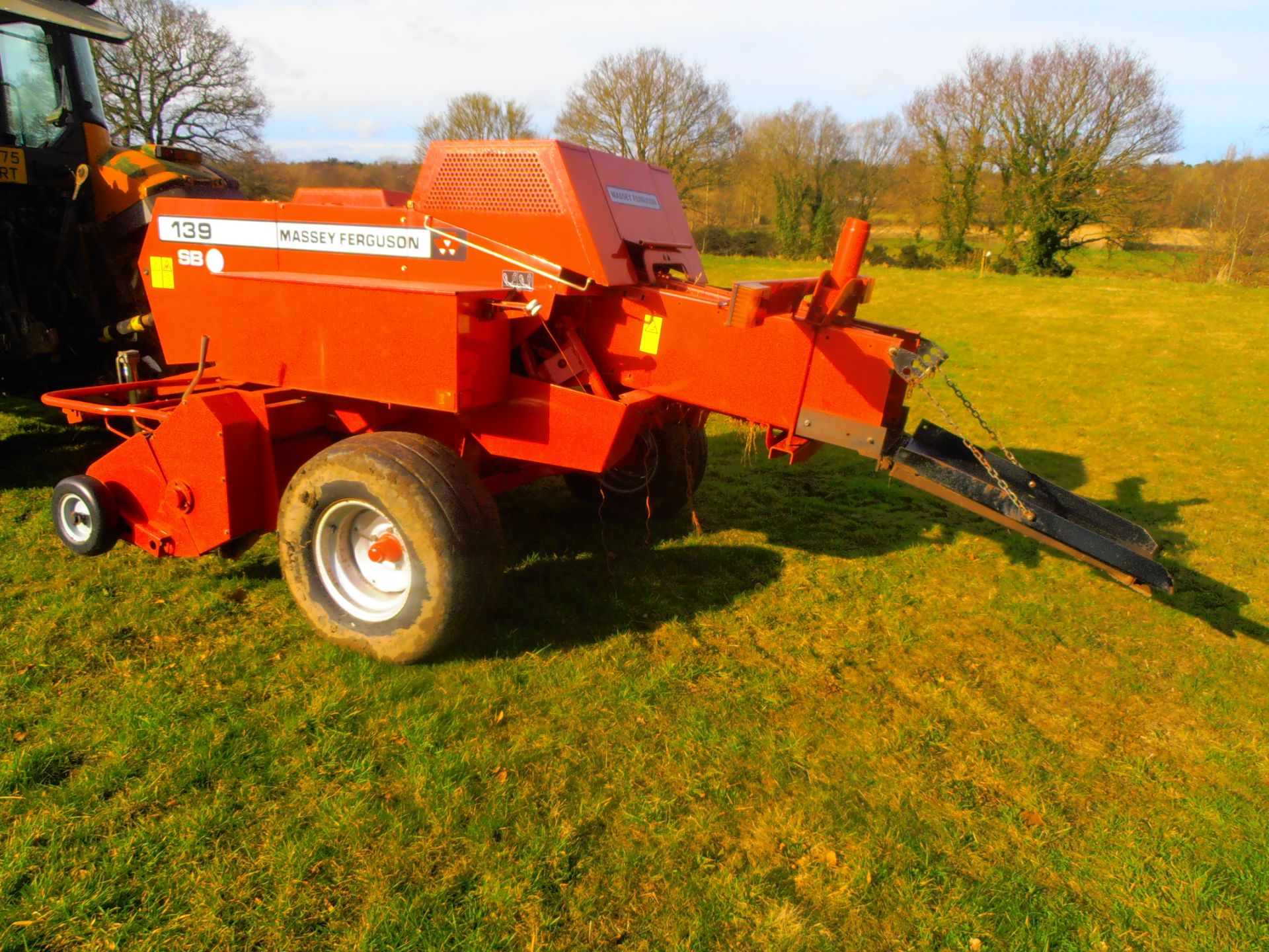 2005 Massey Ferguson 139 SB in line conventional baler, Serial No. - Image 3 of 6