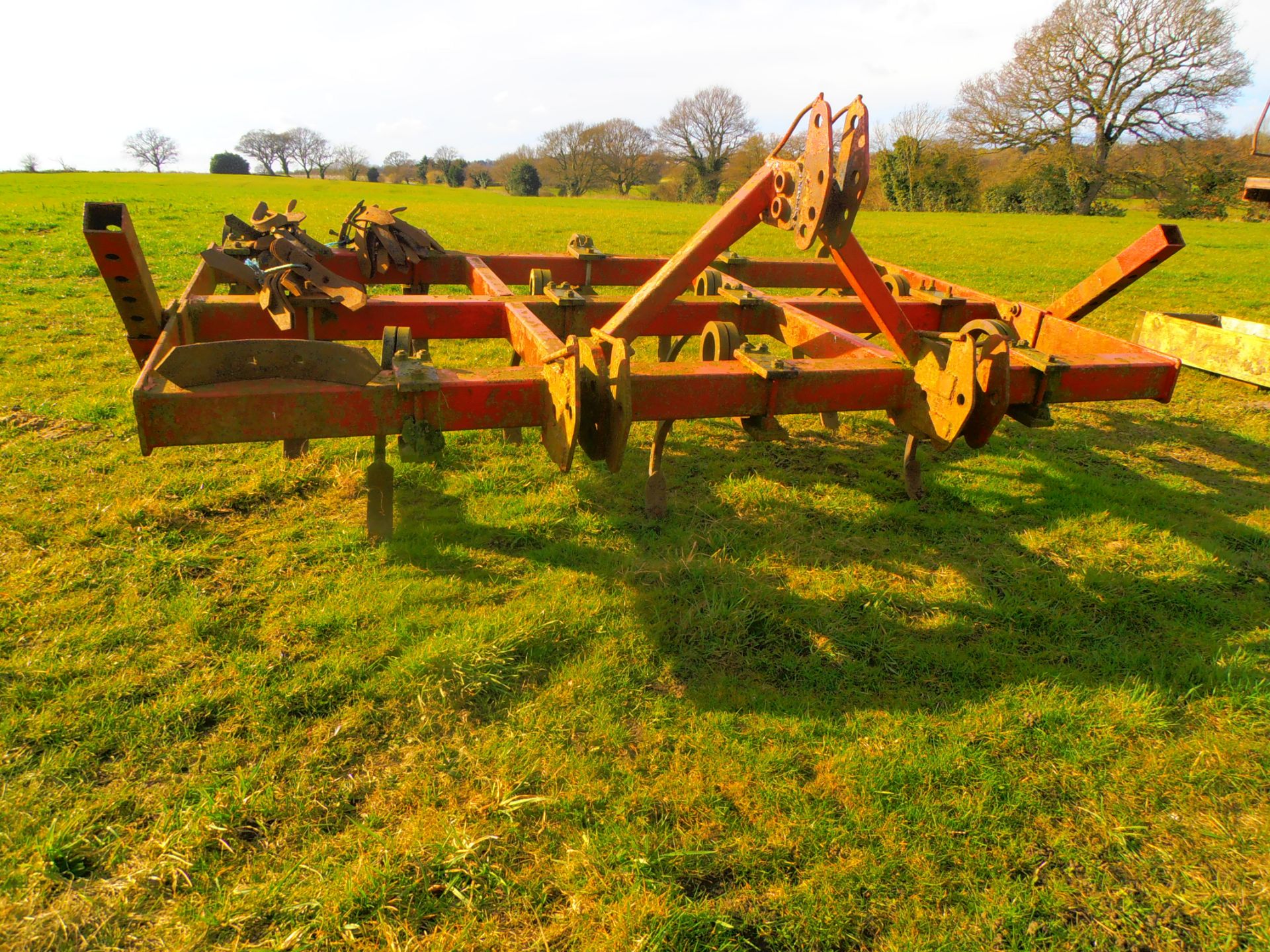 Internation 9' Stubble Cultivator (No VAT)