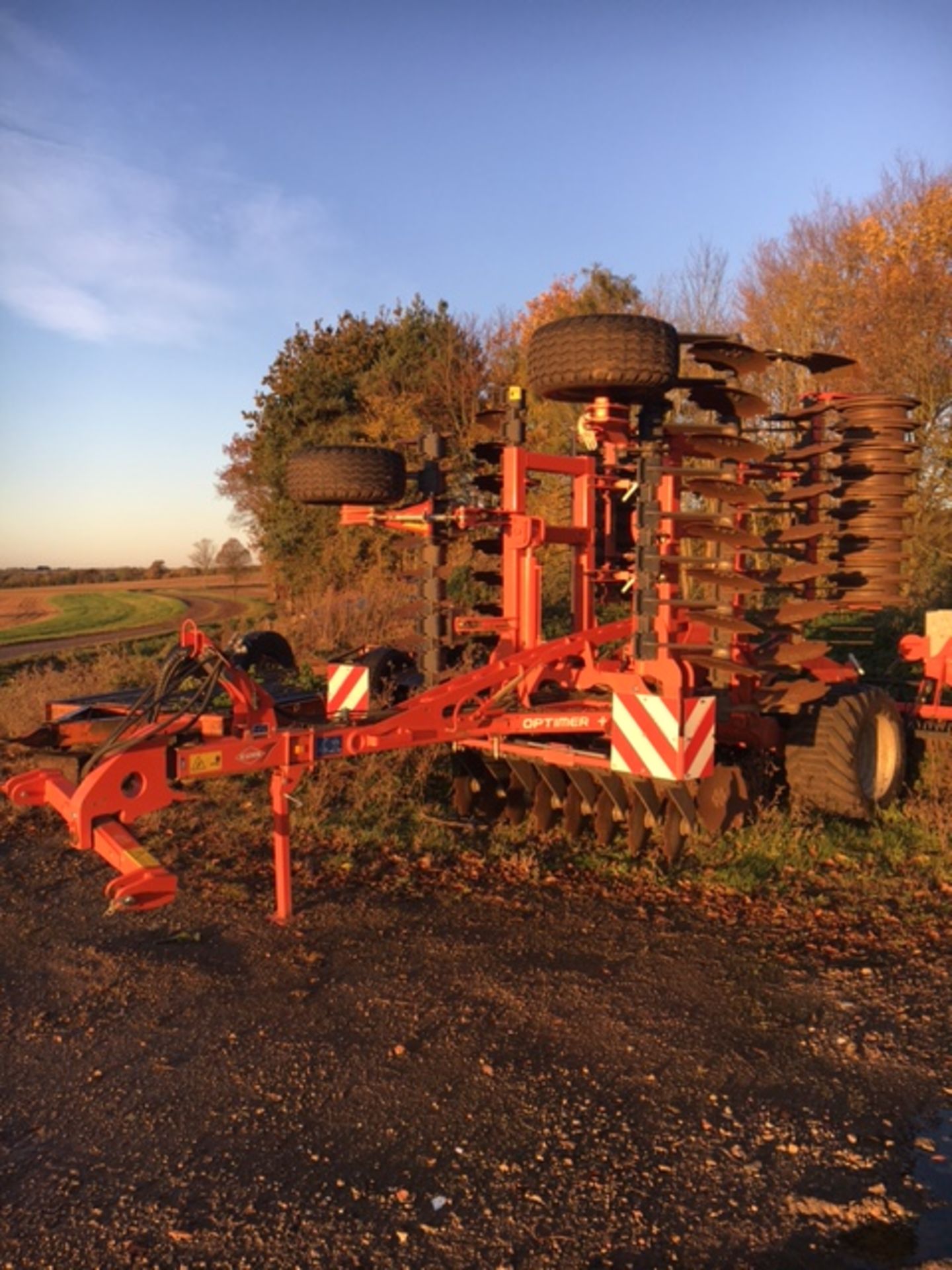 2014 Kuhn Optima 6003 6m disc cultivator with packer roller. - Image 2 of 2