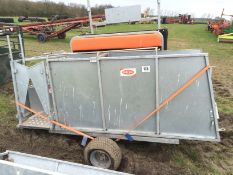 Ritchie Combi mobile sheep clamp with wheels