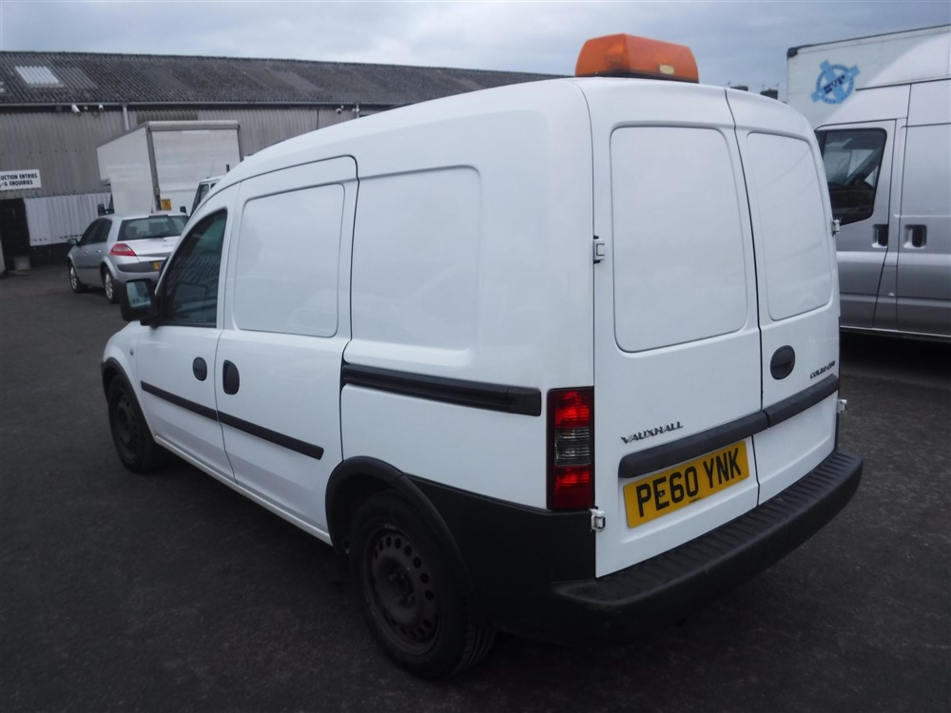 60 reg VAUXHALL COMBO CDTI SWB CREW VAN, 1ST REG 10/10, TEST 08/17, 114336M WARRANTED, V5 HERE, 1 - Image 3 of 6