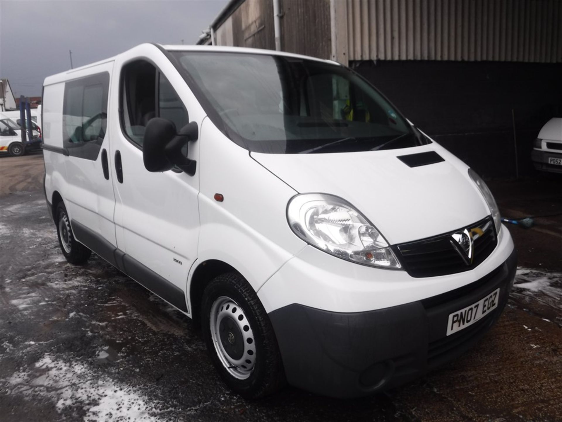 07 reg VAUXHALL VIVARO 2900 D/C SWB, 1ST REG 04/07, TEST 04/17, 74227M WARRANTED, V5 HERE, 1 OWNER