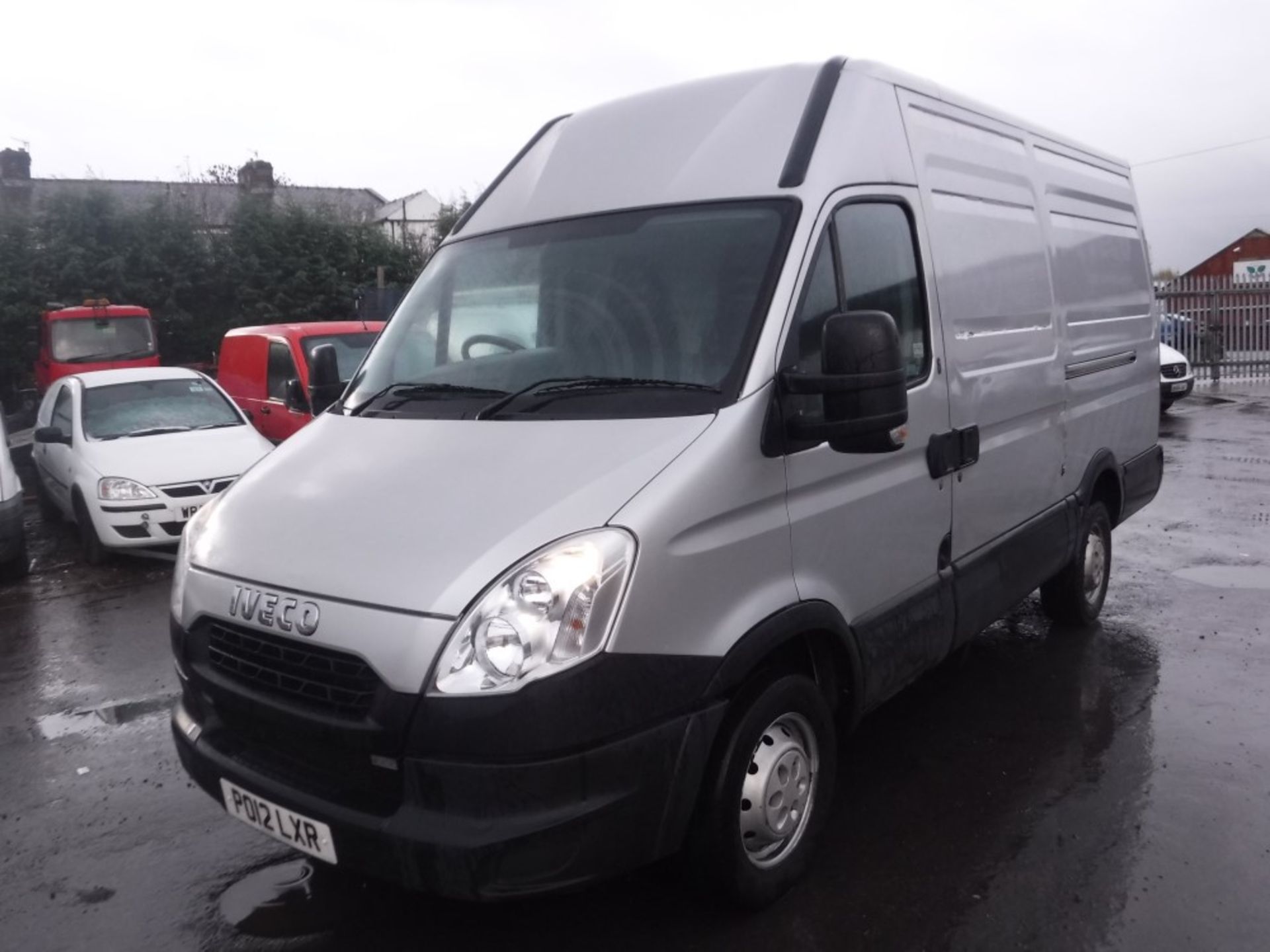 12 reg IVECO DAILY 35S13 MWB, 1ST REG 06/12, 126785M WARRANTED, V5 HERE, 1 OWNER FROM NEW [+ VAT] - Image 2 of 5