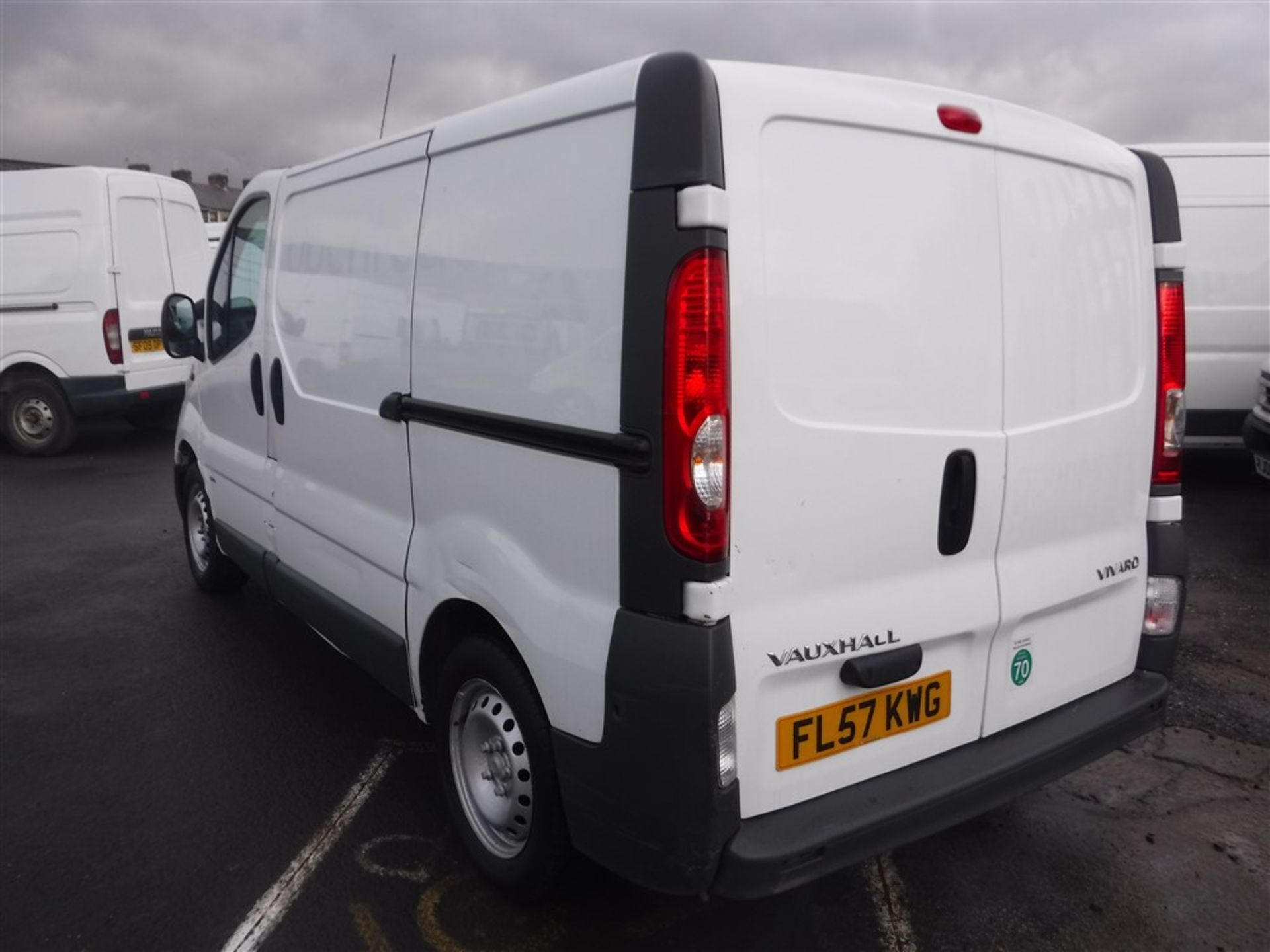 57 reg VAUXHALL VIVARO 2900 CDTI SWB, 1ST REG 10/07, 81522M NOT WARRANTED, V5 HERE, 1 OWNER FROM - Image 3 of 5