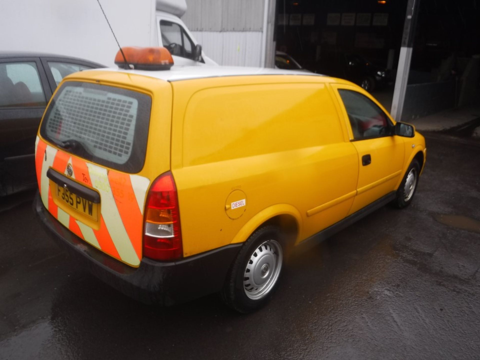 55 reg VAUXHALL ASTRA ENVOY CDTI VAN, 1ST REG 09/05, TEST 11/17, 86938M WARRANTED, V5 HERE, 1 FORMER - Image 4 of 5