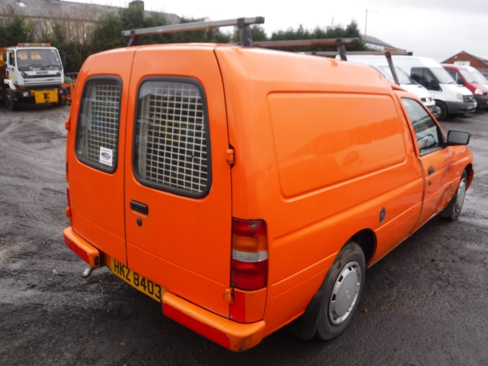 FORD ESCORT VAN, NO PAPERWORK [NO VAT] - Image 4 of 5