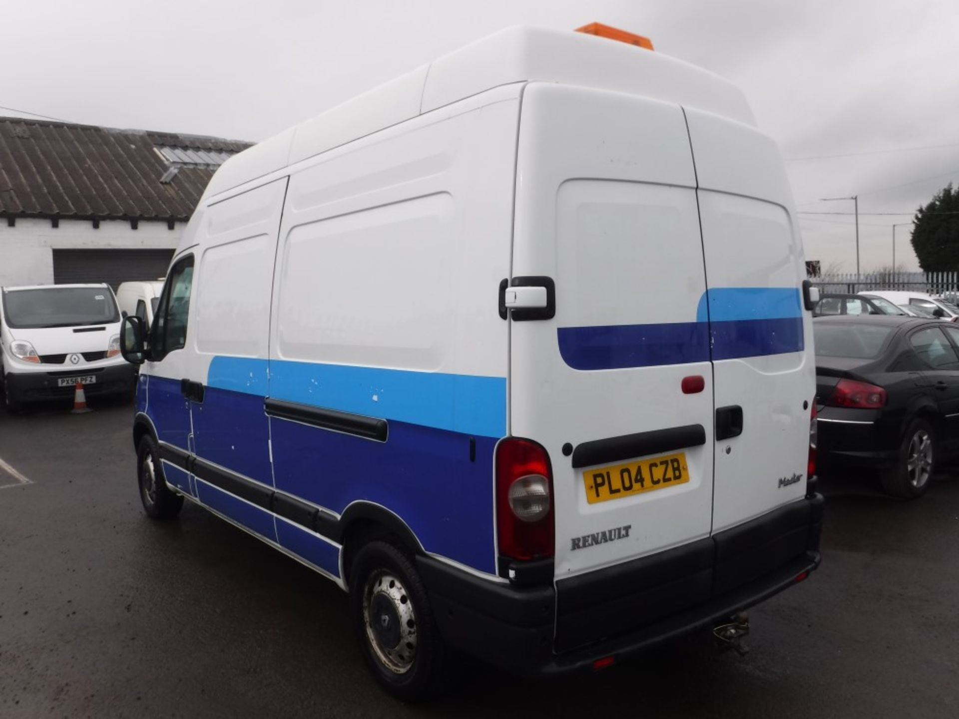 04 reg RENAULT MASTER MH35 DCI MWB, 1ST REG 05/04, TEST 05/17, 54133M, V5 HERE, 1 OWNER FROM NEW ( - Image 3 of 5