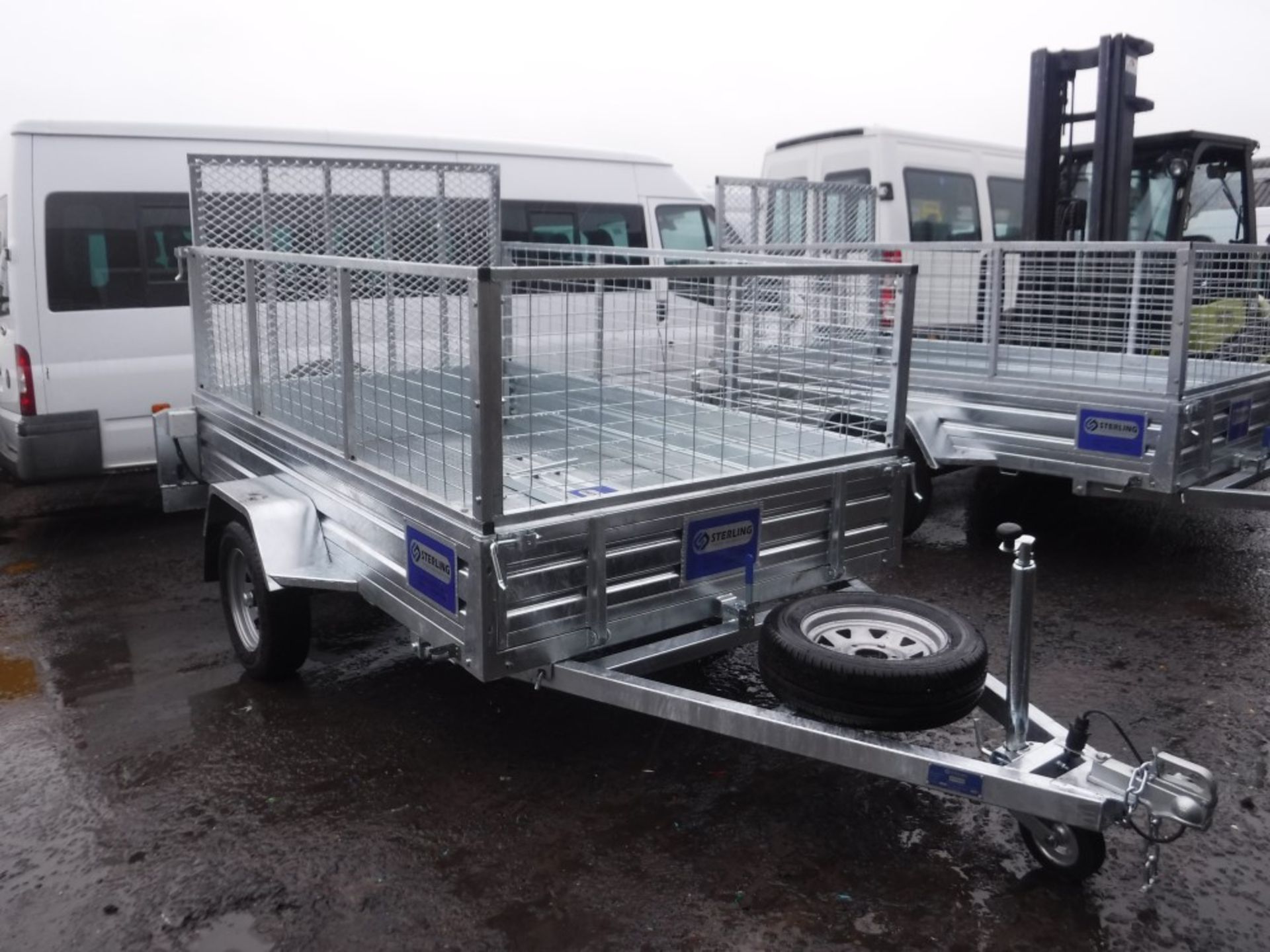 8' X 5' GALVANISED SINGLE AXLE BRAKE BACK TRAILER [+ VAT]