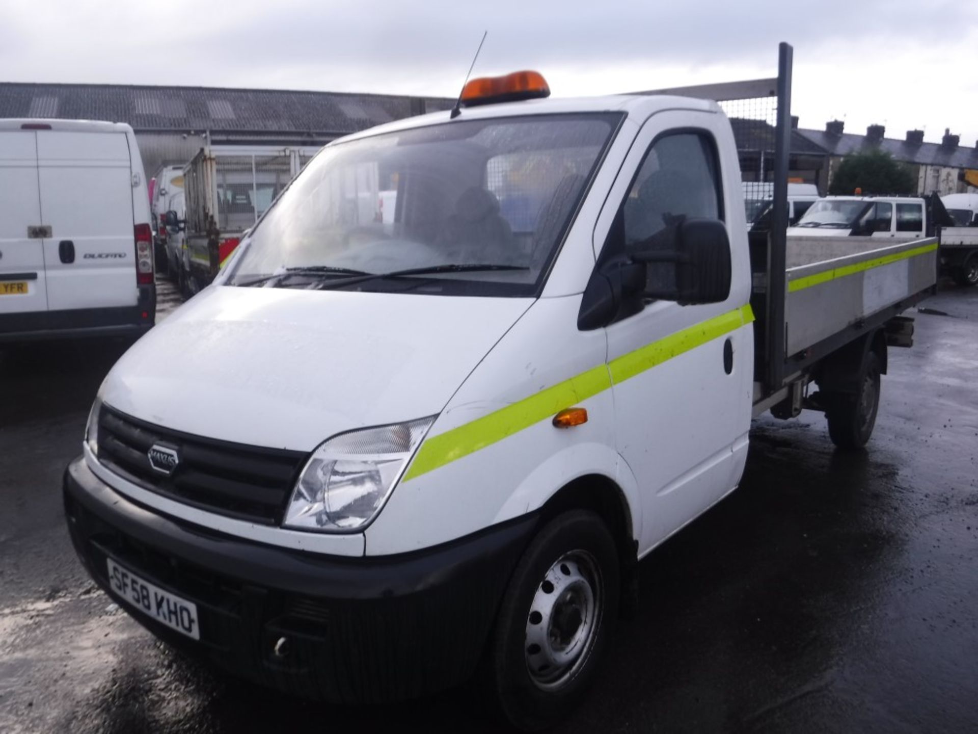 58 reg LDV MAXUS 3.5T 120 LWB DROPSIDE, 1ST REG 01/09, 152294M NOT WARRANTED, V5 HERE, 1 FORMER - Image 2 of 5