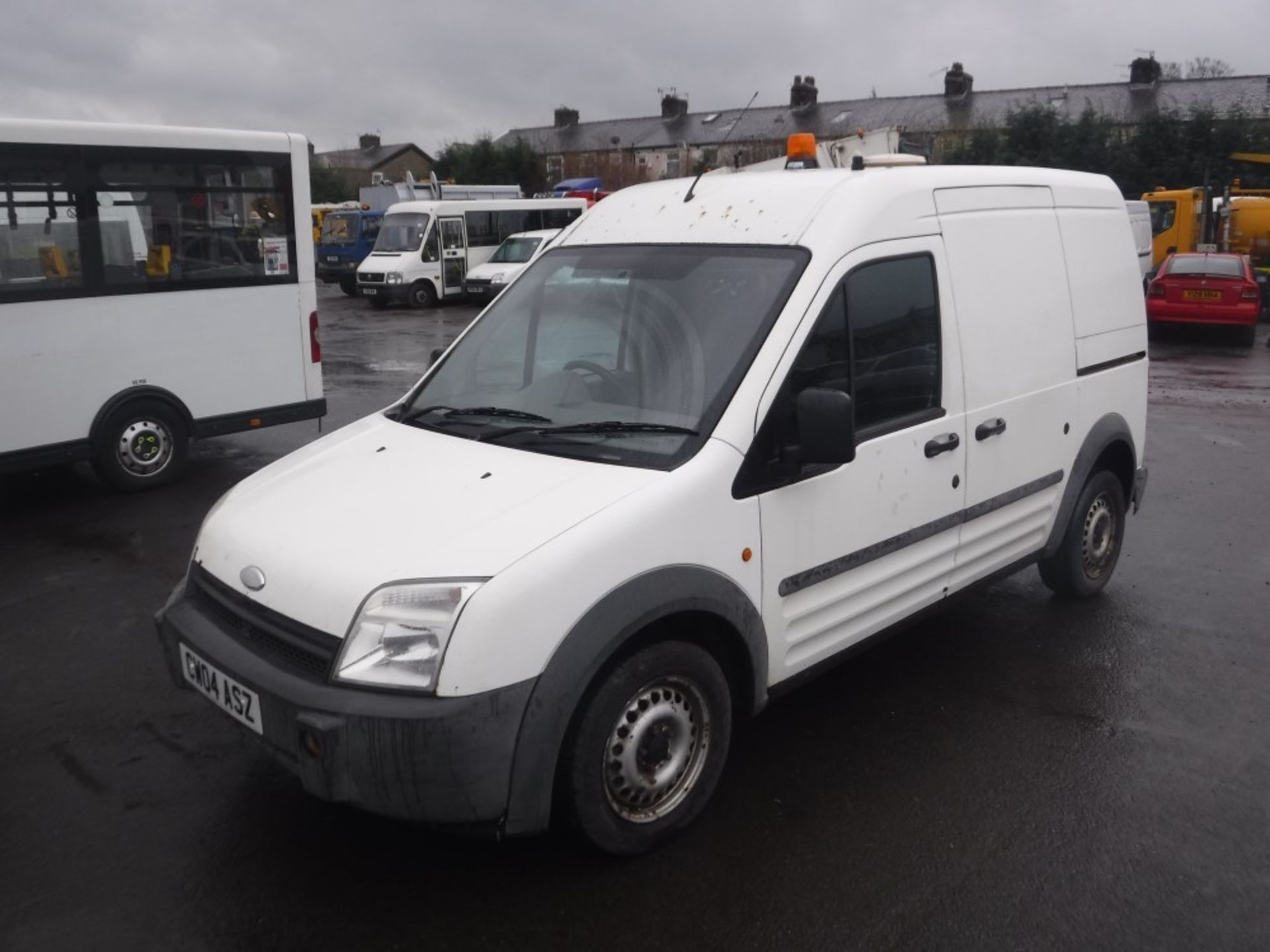 04 reg FORD TRANSIT CONNECT DOG VAN, 1ST REG 03/04, TEST 01/18, 159406M WARRANTED, V5 HERE, 1 FORMER - Image 2 of 7