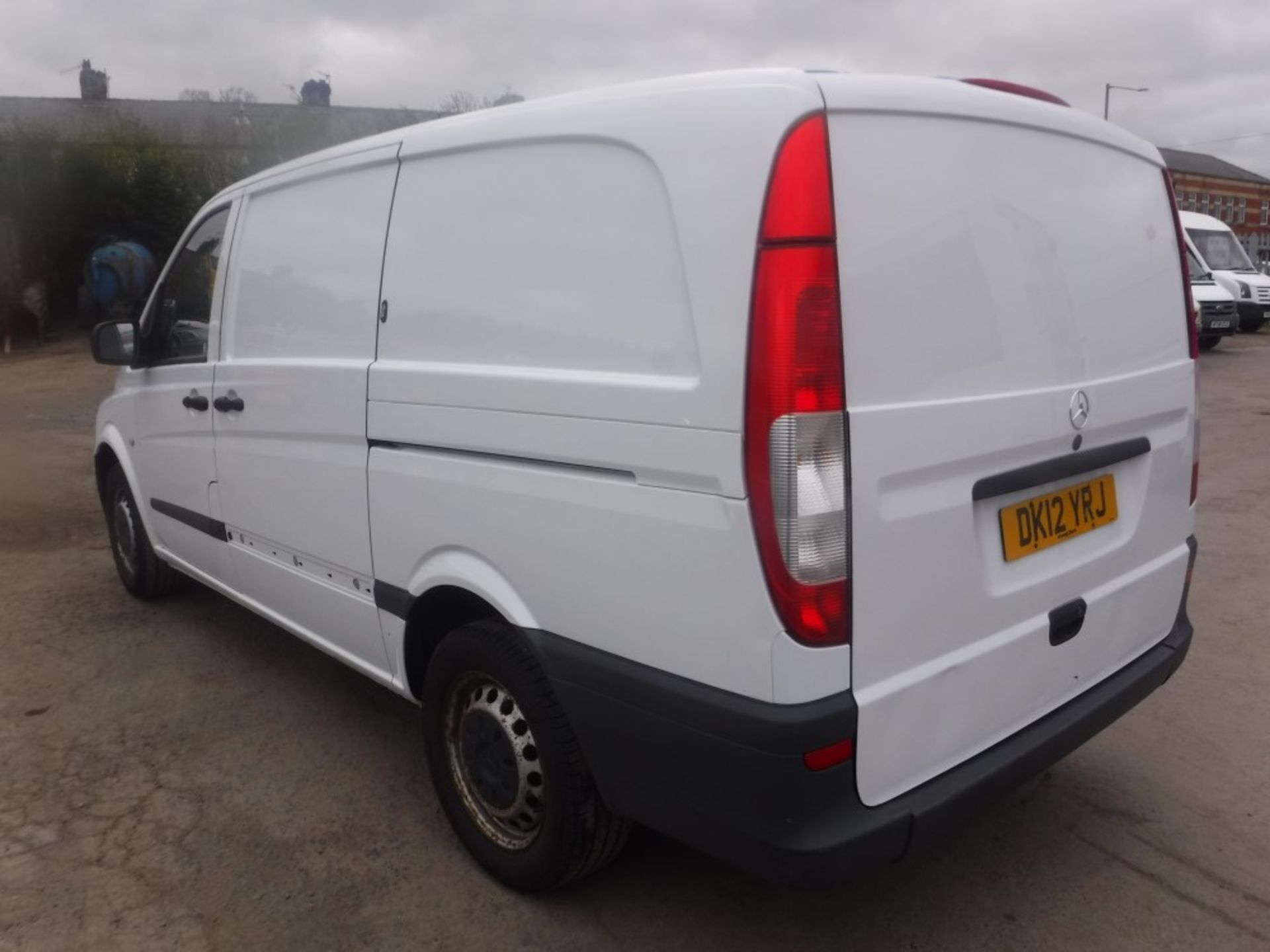 12 reg MERCEDES VITO 113 CDI LWB, 1ST REG 04/12. 165483M WARRANTED, V5 HERE, 1 OWNER FORM NEW [+ - Image 3 of 5