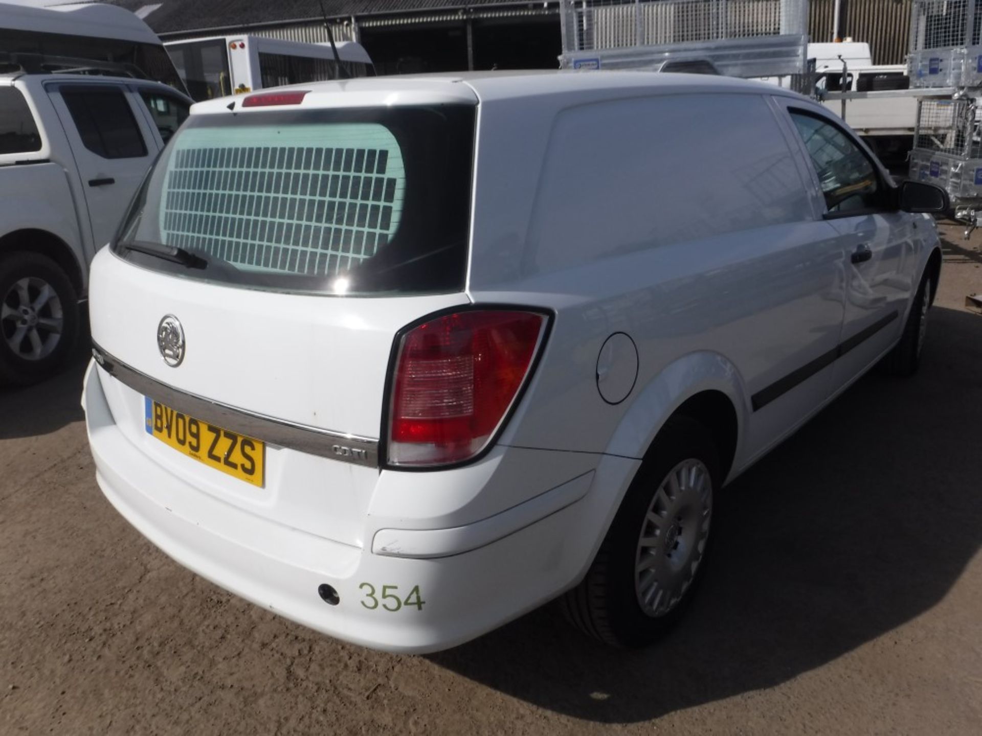 09 reg VAUXHALL ASTRA CLUB CDTI VAN, 1ST REG 03/09, TEST 03/18, 138001M WARRANTED, V5 HERE, 1 - Image 4 of 5