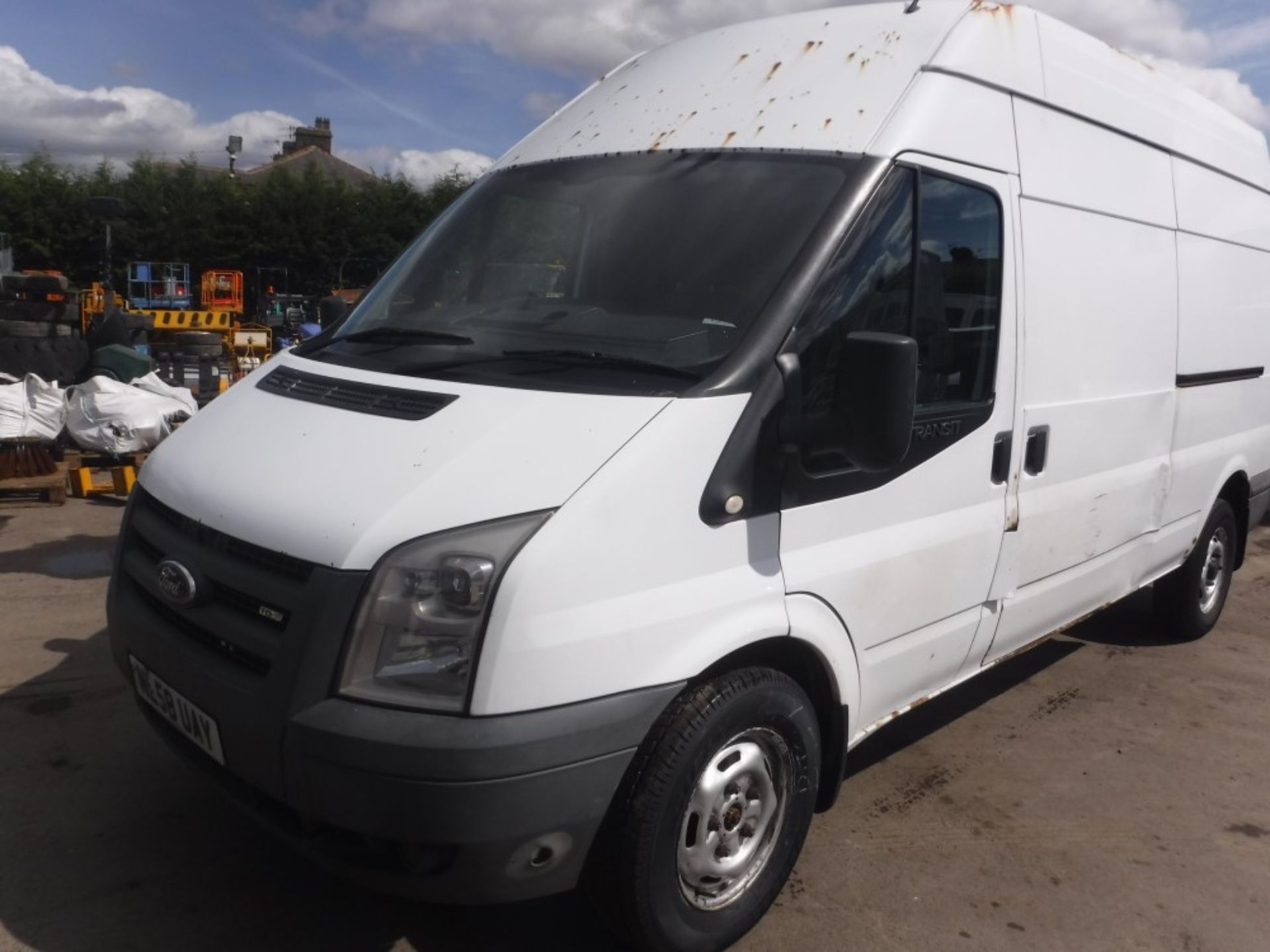 58 reg FORD TRANSIT 100 T350L RWD PANEL VAN, 1ST REG 09/08, TEST 09/17, 212494M WARRANTED, V5 - Image 2 of 5