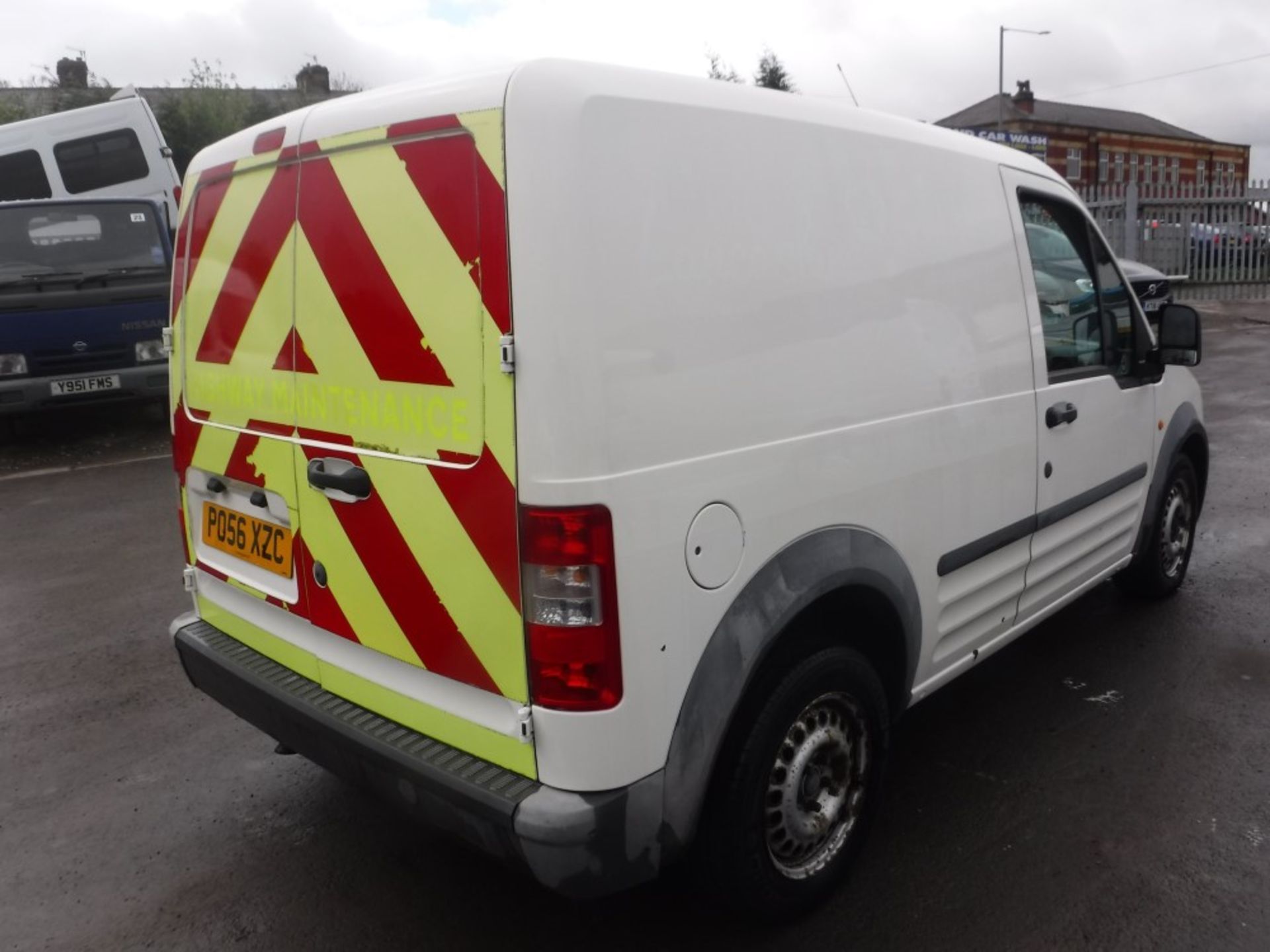 56 reg FORD TRANSIT CONNECT L200 TD SWB, 1ST REG 09/06, TEST 10/17, 123820M, V5 HERE, 1 OWNER FROM - Image 4 of 5