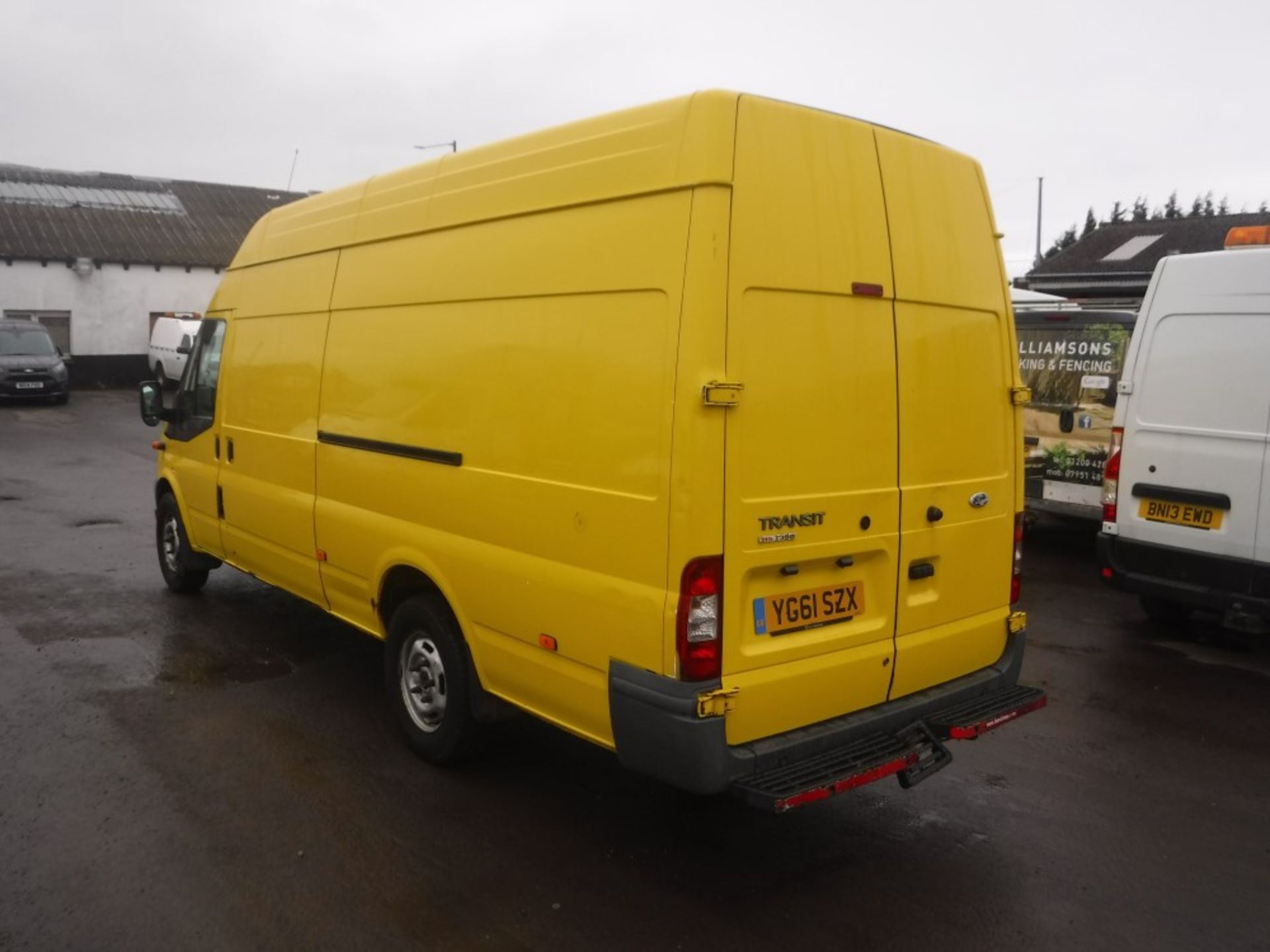 61 reg FORD TRANSIT 115 T350L RWD, 1ST REG 09/11, TEST 09/17, 171166M WARRANTED, V5 HERE, 1 FORMER - Image 3 of 5