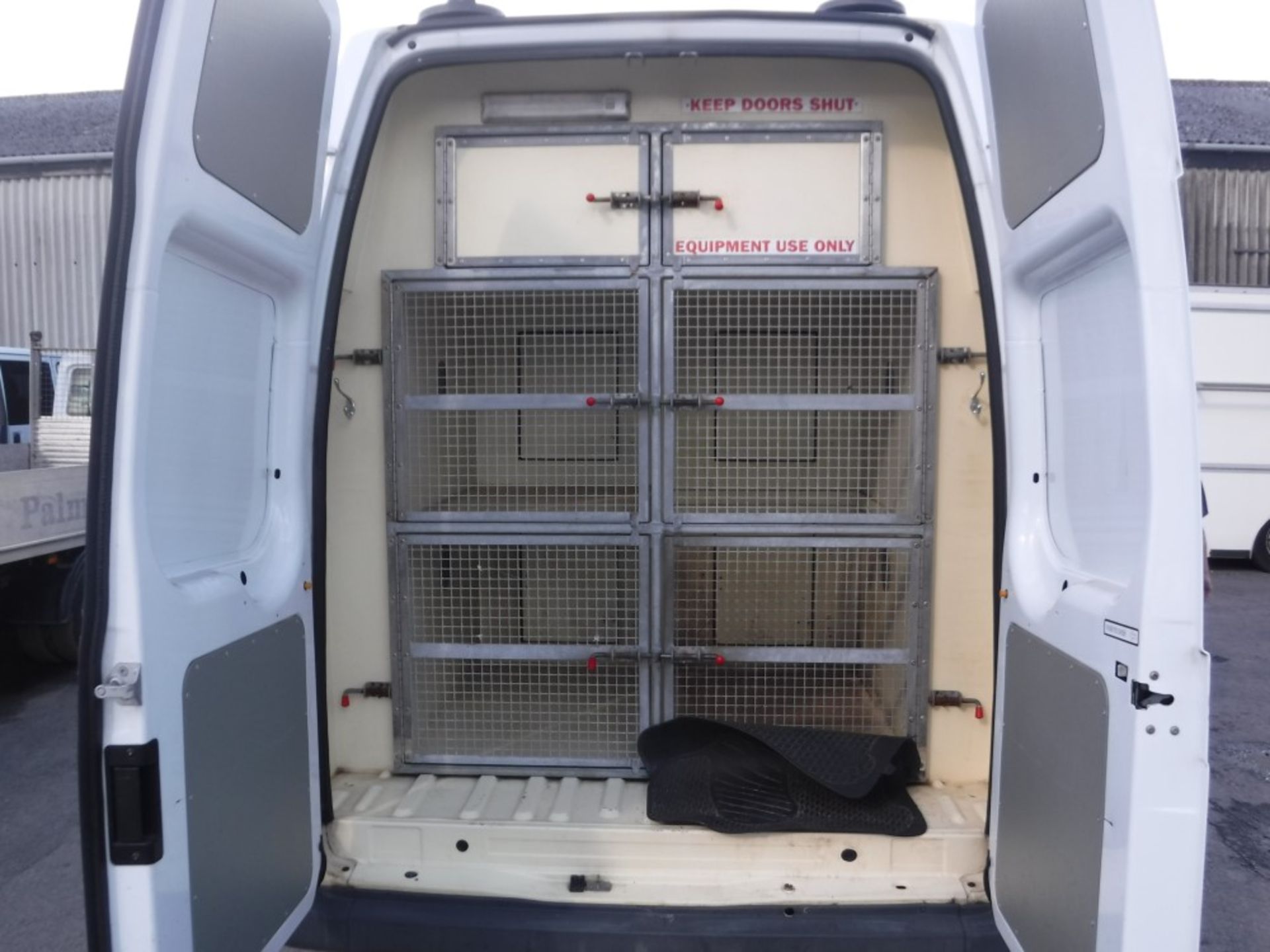 2009 FORD TRANSIT 330 4 COMP DOG VAN, 97412M WARRANTED, NO V5, EX MOD [+ VAT] - Image 5 of 7