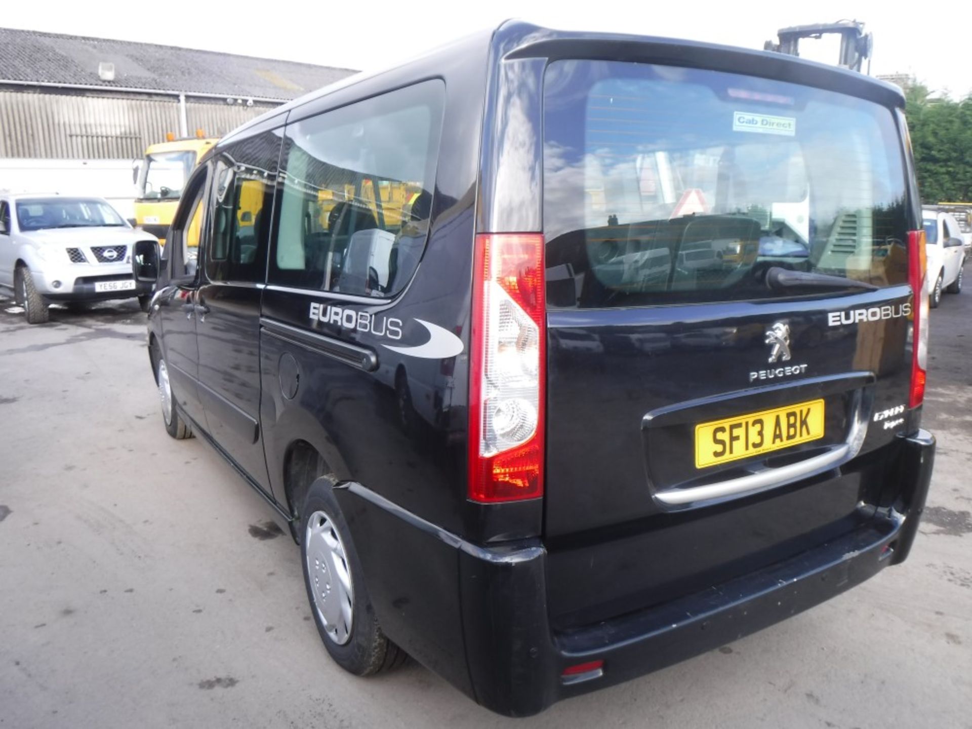 13 reg PEUGEOT EXPERT TEPEE EUROBUS 9 SEATER TAXI, TEST 03/18, 154234M WARRANTED, NO V5 [+ VAT] - Image 3 of 5