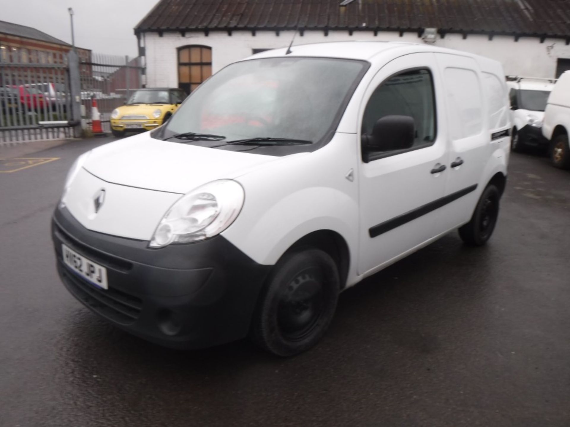 62 reg RENAULT KANGOO ML19 DCI 90 VAN, 1ST REG 10/12, 202918M NOT WARRANTED, V5 HERE, 3 FORMER - Image 2 of 5