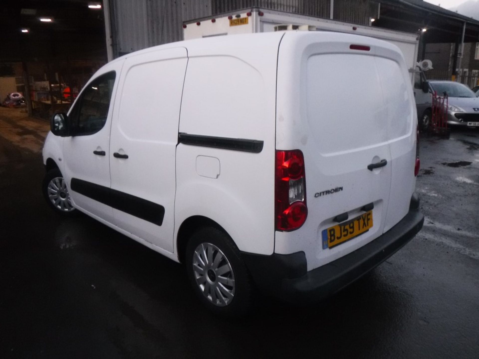 59 reg CITROEN BERLINGO 850 LX HDI, 1ST REG 11/09, TEST 02/18, 100668M WARRANTED, V5 HERE, 1 - Image 3 of 5