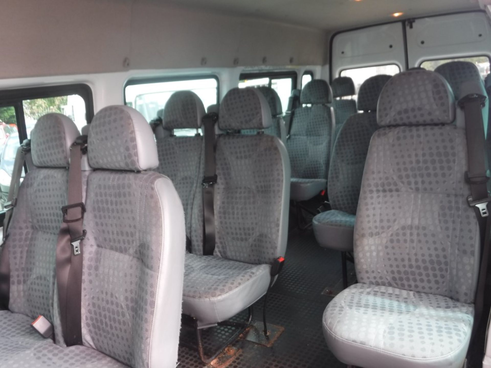 60 reg FORD TRANSIT 115 T430 17 SEAT LWB MINIBUS, 1ST REG 09/10, TEST 01/18, 179535KM, V5 HERE, 2 - Image 5 of 6