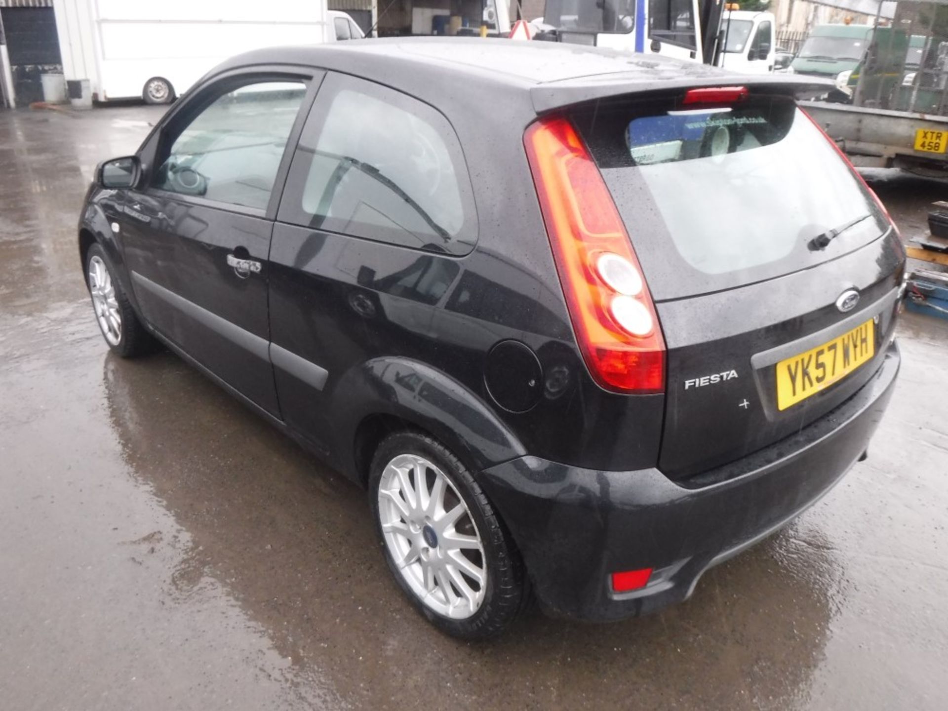 57 reg FORD FIESTA ZETEC S TDCI, 1ST REG 09/07, TEST 10/18, 109469M NOT WARRANTED, V5 HERE, 2 FORMER - Image 3 of 5