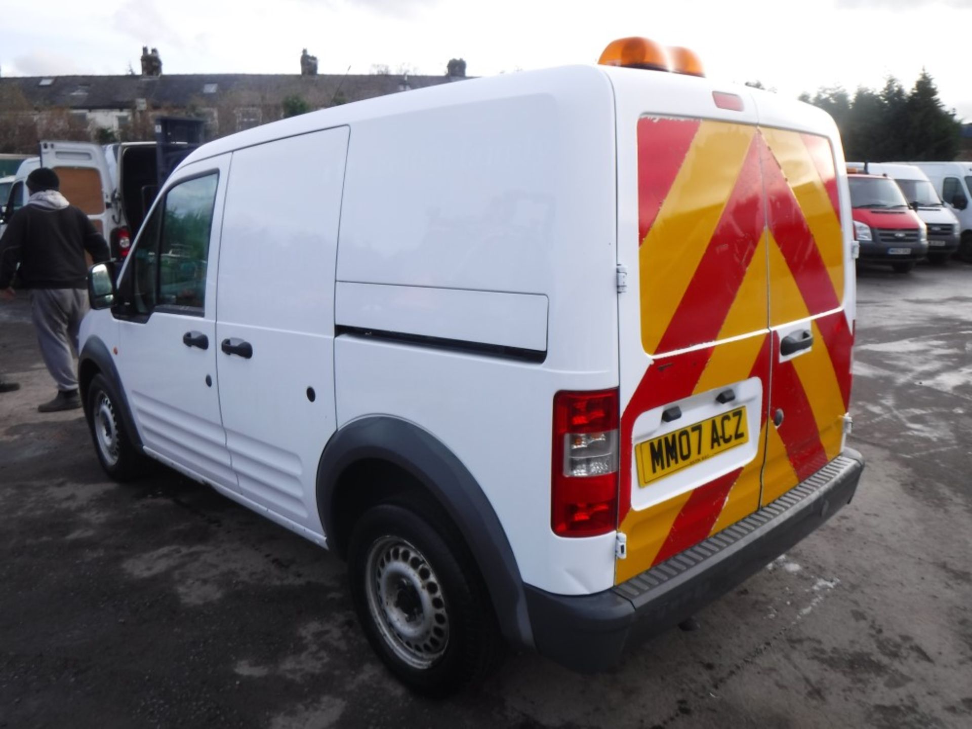 07 reg FORD TRANSIT CONNECT T200 75, 1ST REG 07/07, TEST 07/18, 70275M, V5 HERE, 1 OWNER FROM NEW ( - Image 3 of 5