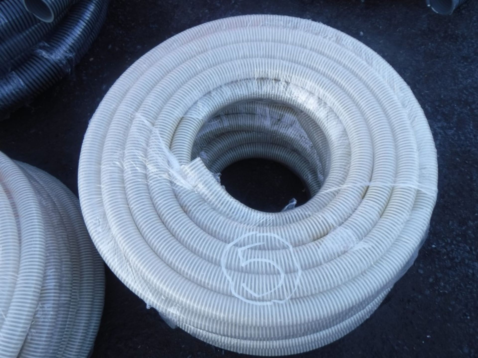 2 X 30MTS OF 1.5" SUCTION PIPE (5) [NO VAT]