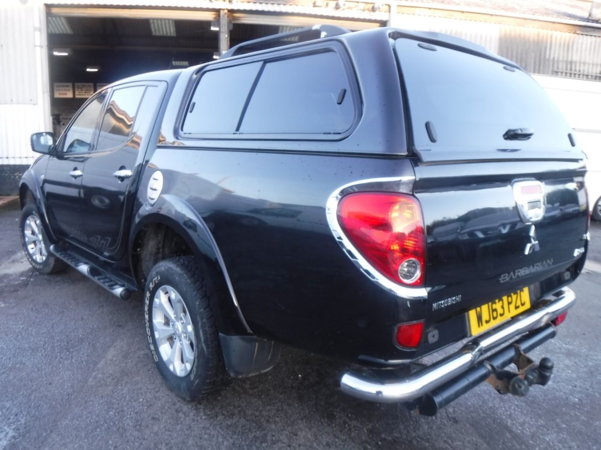 63 reg MITSUBISHI L200 BARBARIAN LB DCB DI-D 4 X 4 PICKUP, 1ST REG 09/13, 50467M WARRANTED, V5 HERE, - Image 3 of 5