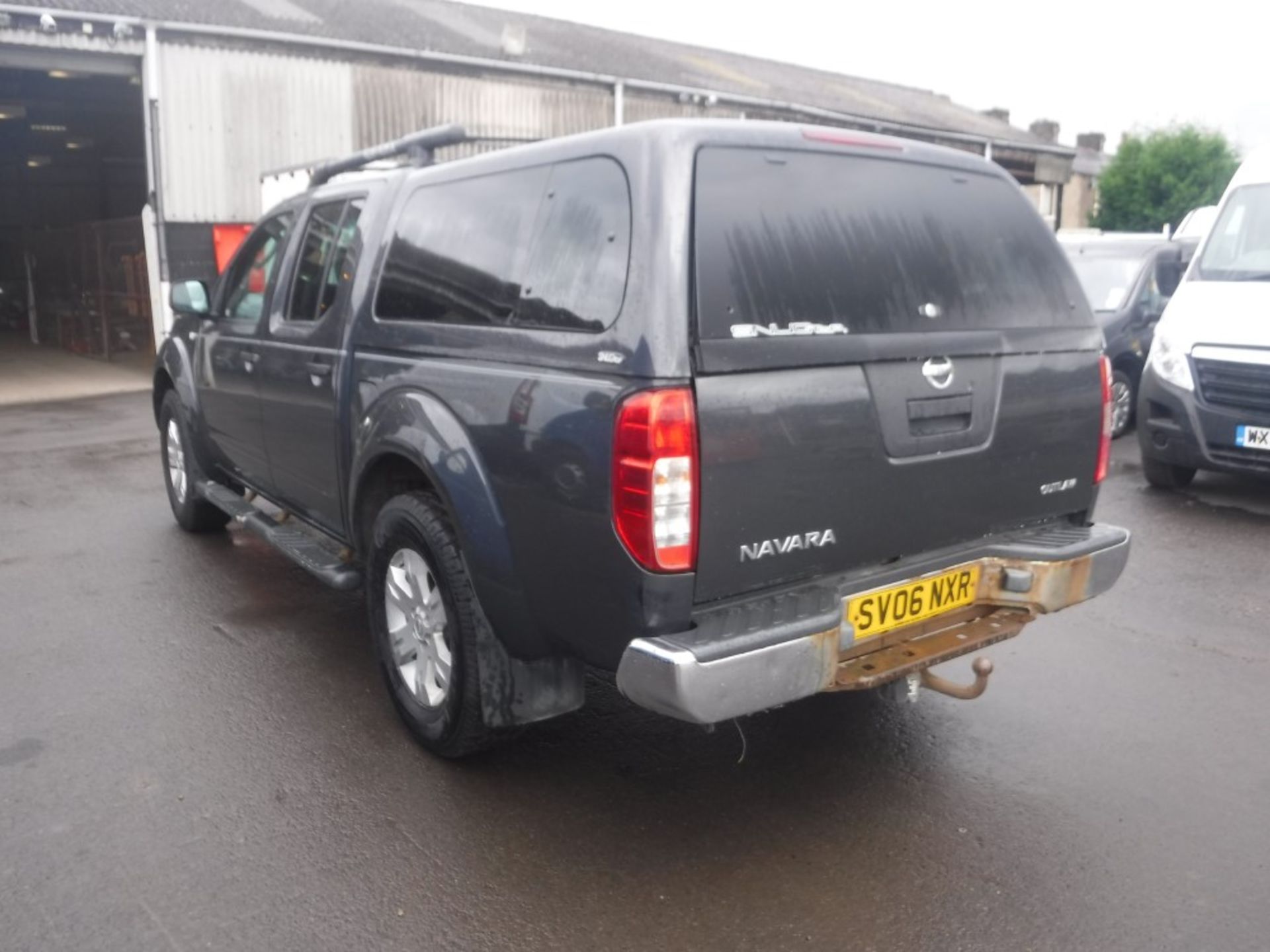 06 reg NISSAN NAVARA DCI OUTLAW PICKUP, 1ST REG 03/06, 62886M WARRANTED, V5 HERE, 3 FORMER - Image 3 of 6