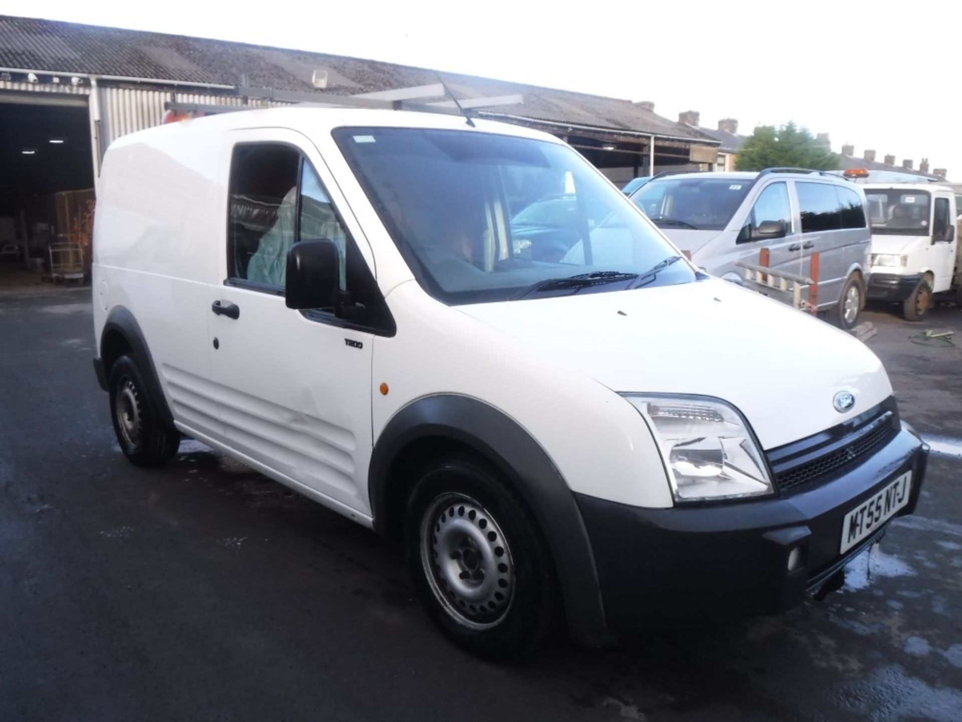 55 reg FORD TRANSIT CONNECT 200D SWB, 1ST REG 12/05, 100850M, V5 HERE, 1 OWNER FROM NEW (DIRECT