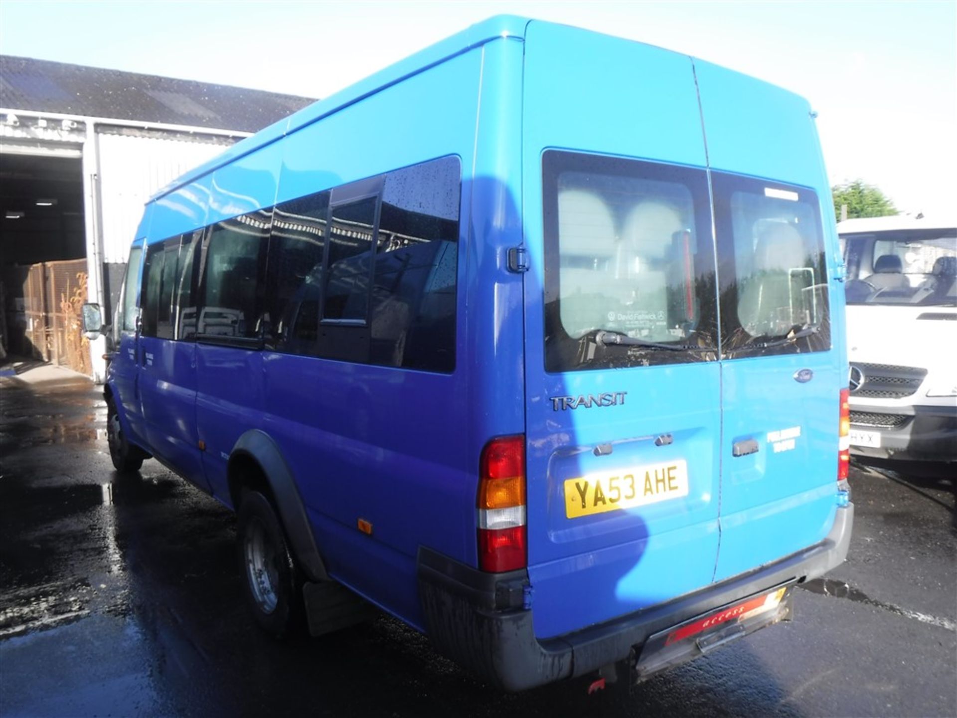 53 reg FORD TRANSIT 350 MINIBUS, 1ST REG 01/04, TEST 02/18, 93572M WARRANTED, V5 HERE, 3 FORMER - Image 3 of 6