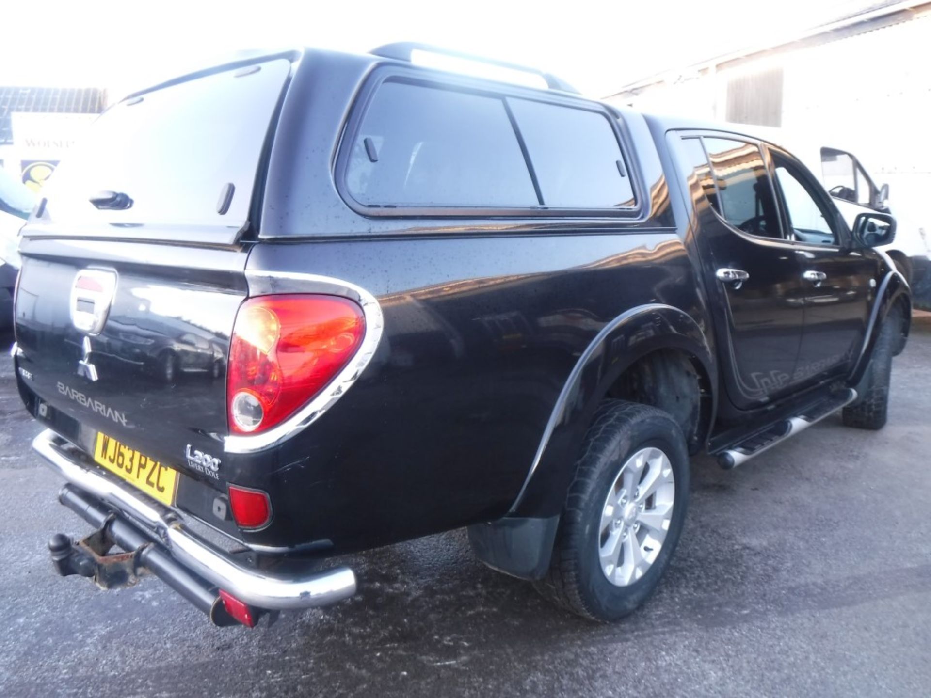 63 reg MITSUBISHI L200 BARBARIAN LB DCB DI-D 4 X 4 PICKUP, 1ST REG 09/13, 50467M WARRANTED, V5 HERE, - Image 4 of 5