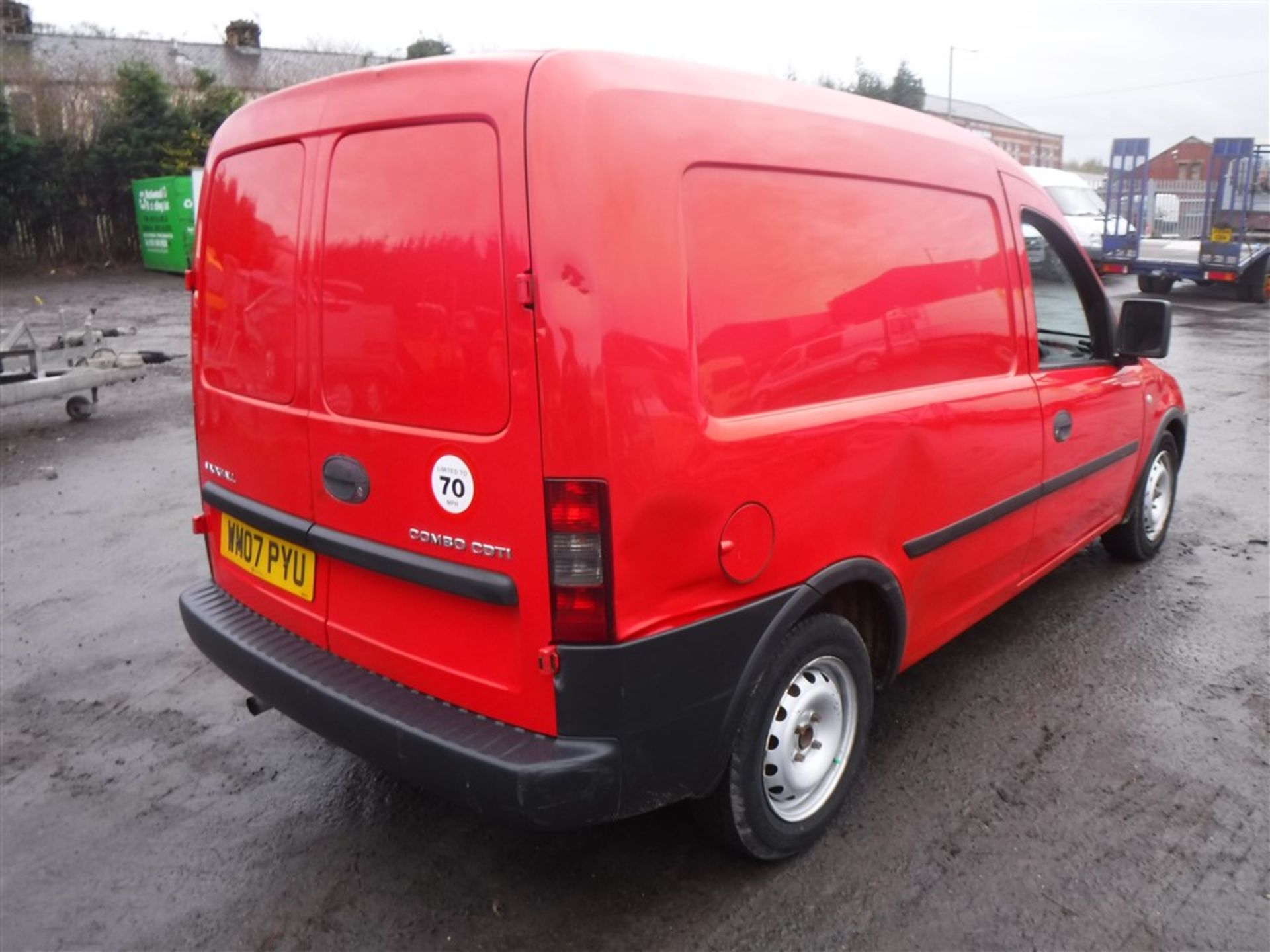 07 reg VAUXHALL COMBO 1700 CDTI VAN, 1ST REG 07/07, TEST 03/18, 130946M WARRANTED, V5 HERE, 1 - Image 4 of 5