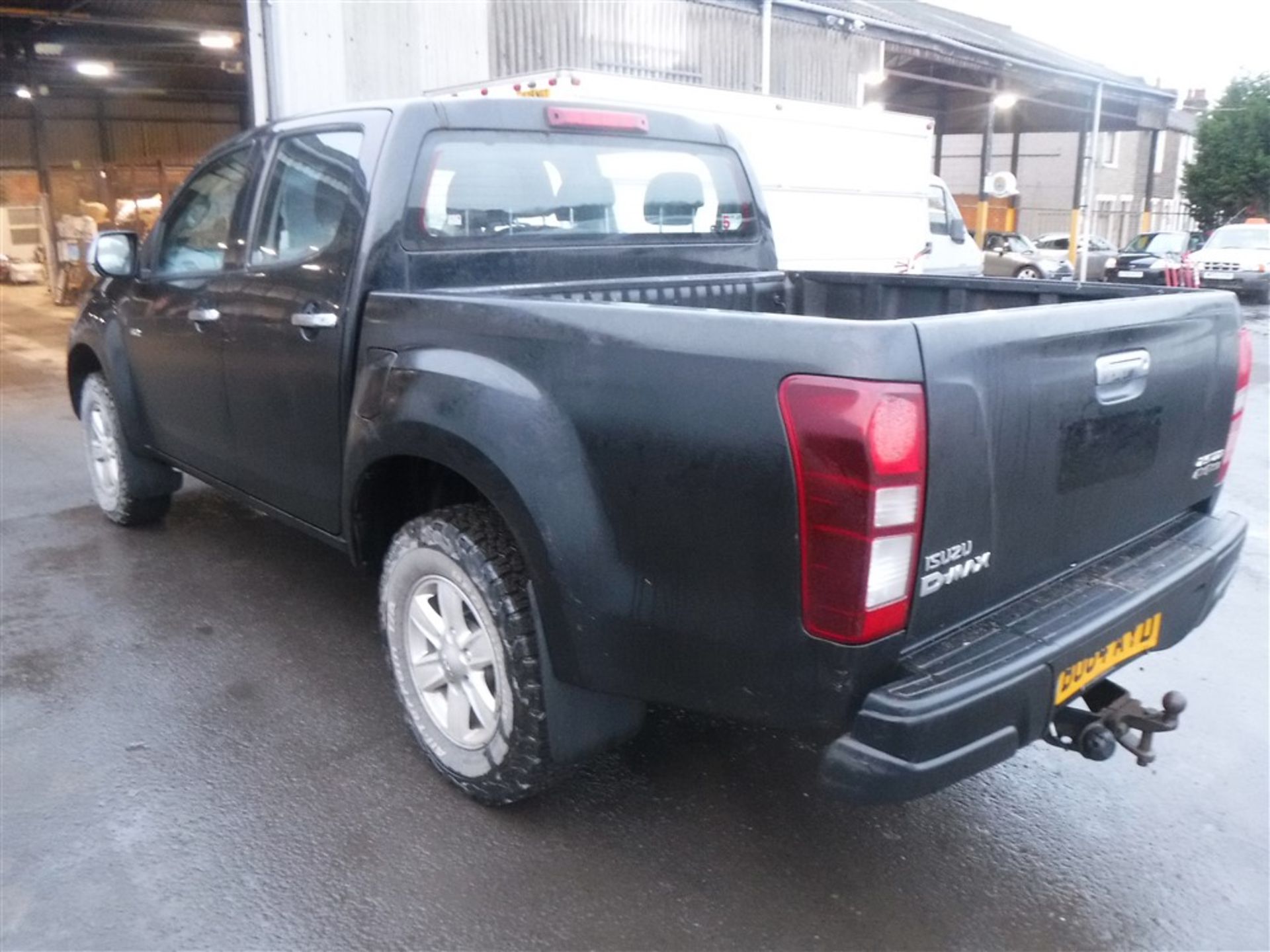 64 reg ISUZU D-MAX EIGER D/C TURBO T/D PICKUP, 1ST REG 09/14, TEST 09/18, 81839M WARRANTED, V5 HERE, - Image 3 of 5