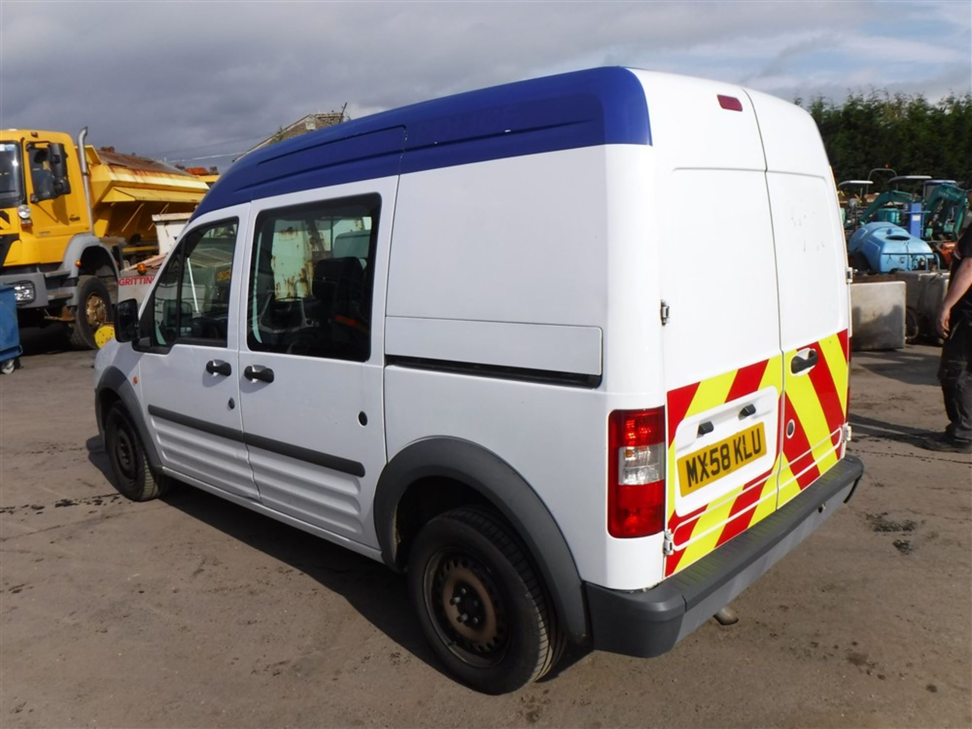 58 reg FORD TRANSIT CONNECT T230 L90, 1ST REG 11/08, TEST 09/18, 136195M WARRANTED, V5 HERE, 1 OWNER - Image 3 of 6